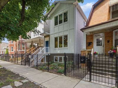 4334 W Shakespeare Ave