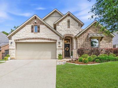 162 Climbing Oaks Pl