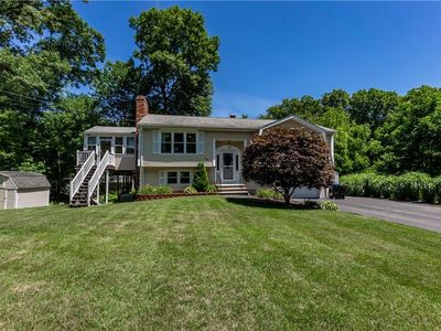 26 Sharon Pkwy