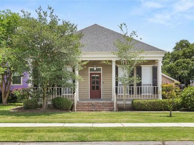 18 Seaward Ct