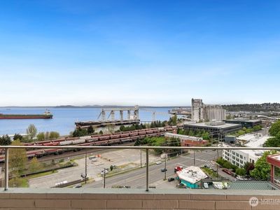521 5th Avenue W #805