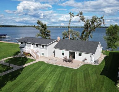 20337 Oakland Beach Rd