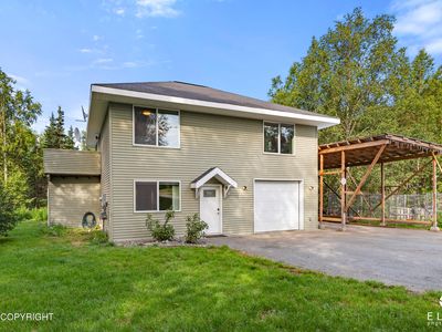 5020 N Ahina Cir