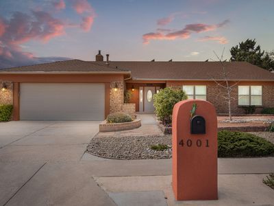 4001 Shenandoah Pl NE