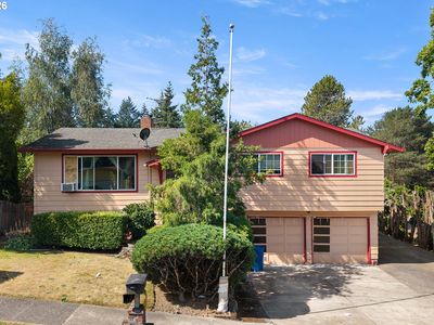 Property at 586 SW 6th St, Gresham, OR