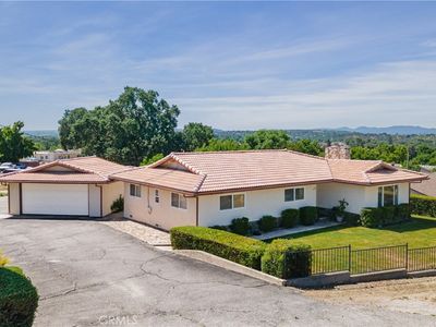 726 N Trigo Ln