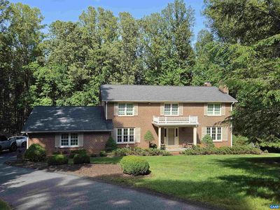 985 Tanglewood Rd