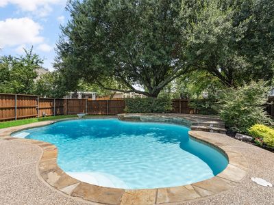 702 Athens Ct
