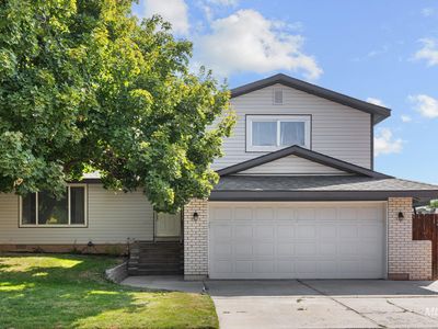 2240 NW 15th St
