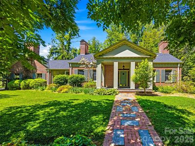 109 Stuyvesant Rd