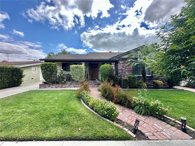 2906 Petaluma Ave