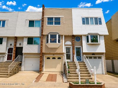 35 Mimosa Ln
