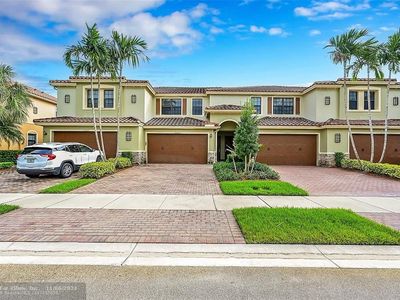 10850 NW 74th Dr UNIT 10850