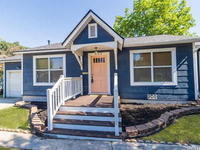 439 ASTOR ST