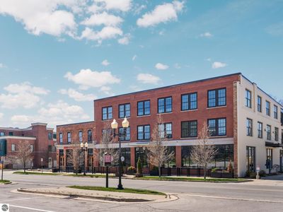 86 Washington St #211