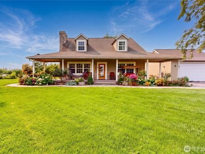 52406 Sunquist Road