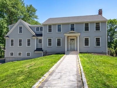 3 Hollyhock Ln