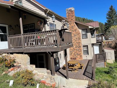 875 Main St