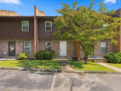 321 Emerald Dr #321