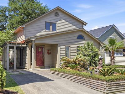 938 Tiffany Ln.