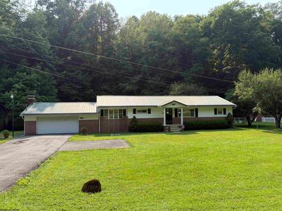Property at 1726 Flaggy Meadow Rd, Mannington, WV