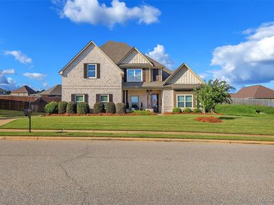 777 Glennbrooke Blvd