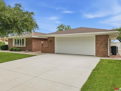 1910 Surfside Dr