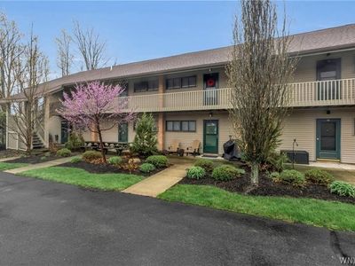 28-B Mohawk Dr