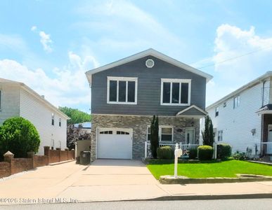58 Grantwood Ave