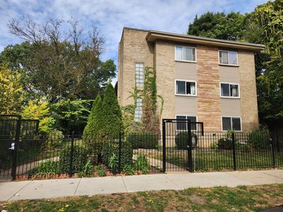 1404 W Estes Ave APT 4A