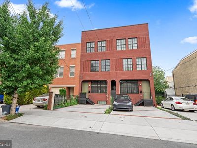 1115 E Palmer St