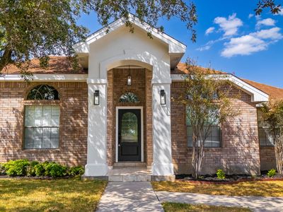 1195 LAZAR DR