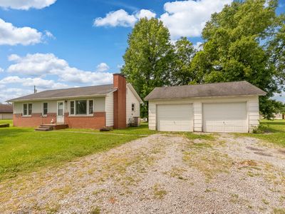 6793 Giant City Rd