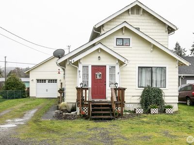 Property at 911 Stockwell Street, Aberdeen, WA