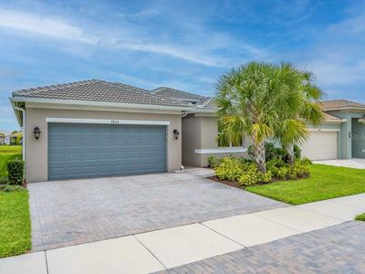 4844 Avila Lakes Dr