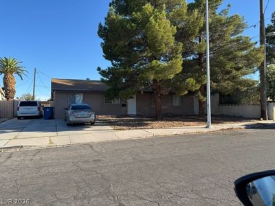 4102 E Ogden Ave