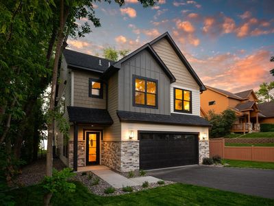 2006 Shorewood Ln