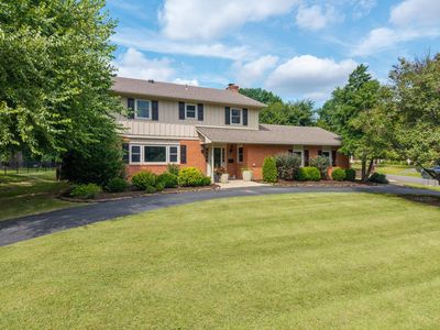 1225 Sunset Dr