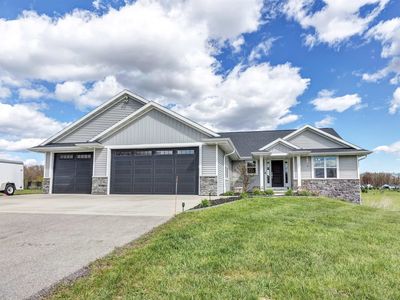 392 Song Bird Cir
