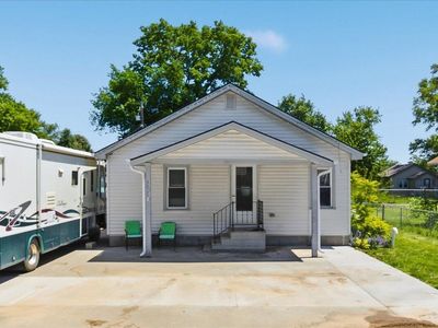4609 Navajo St