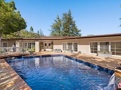 1743 Stone Canyon Rd