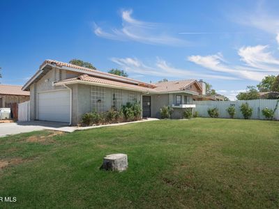 Property at 43732 La Paz Ln, Lancaster, CA