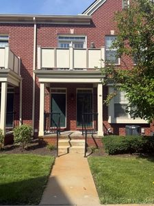 1111 Fountain View Cir