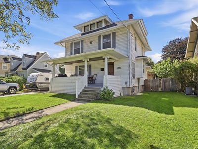708 Riverside Ave