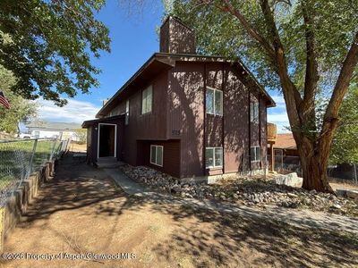 575 7th Ave W APT 1