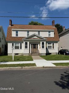 17 Lawnridge Avenue #17 & 19