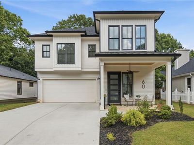 60 Bates Ave SE