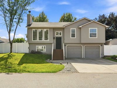 18910 E Augusta Ln