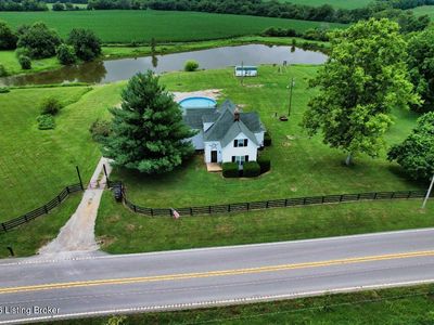 4891 Castle Hwy