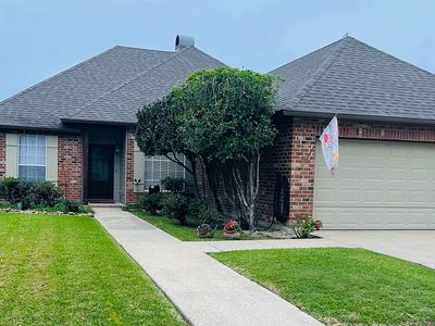 203 Commons Dr
